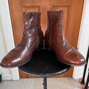 Florsheim leather Beatle Boots Size 9